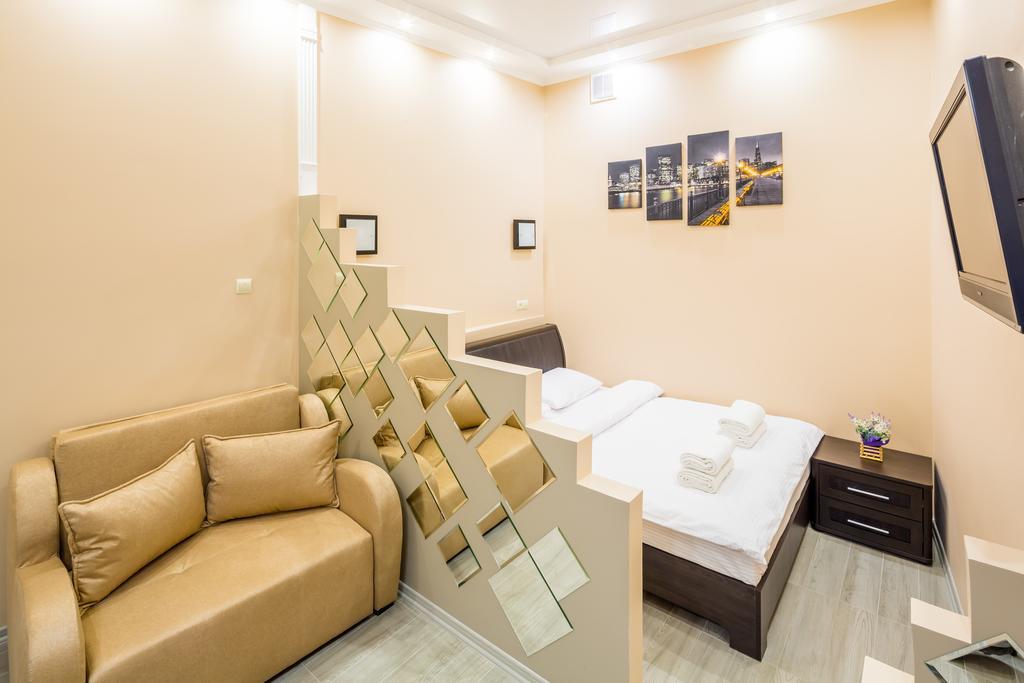 Avangard Studio Apartment 利沃夫 外观 照片