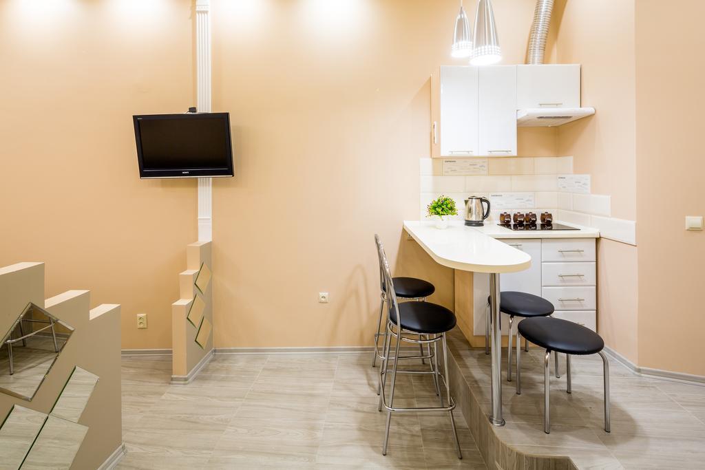 Avangard Studio Apartment 利沃夫 外观 照片